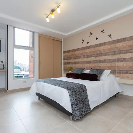 Apartamento Central En Zona Comercial